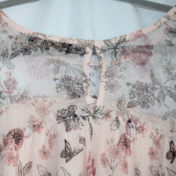Almost Famous Light Pink Floral Butterfly Mesh Sheer Short Sleeve Blouse Large - Picture 8 of 11